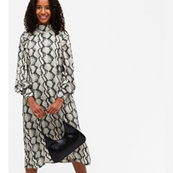 New Monki Midi Grey Dress size S loose - Picture 1 of 7